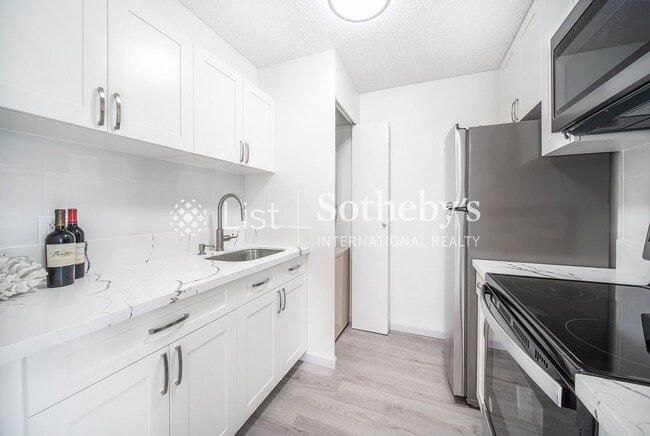 Photo - Villa on Eaton Square #1410 | Honolulu, HI