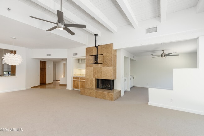 Building Photo - 5101 N Casa Blanca Dr Rental