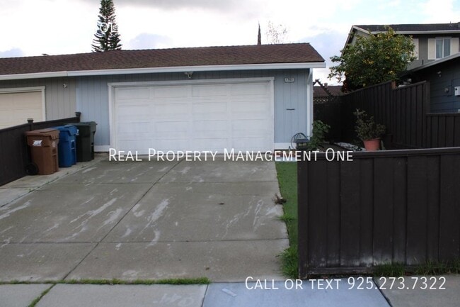 Photo - 1703 Magnolia Way