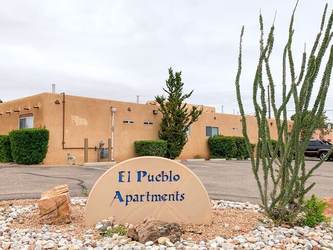 El Pueblo - Ultimate Urban Living