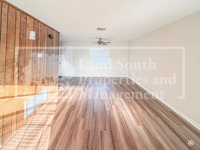 708 Boyd Ct