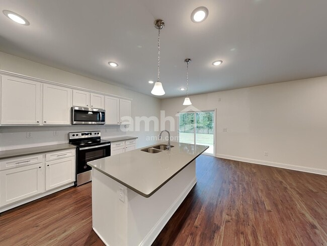 Photo - 3860 Chivalry Dr