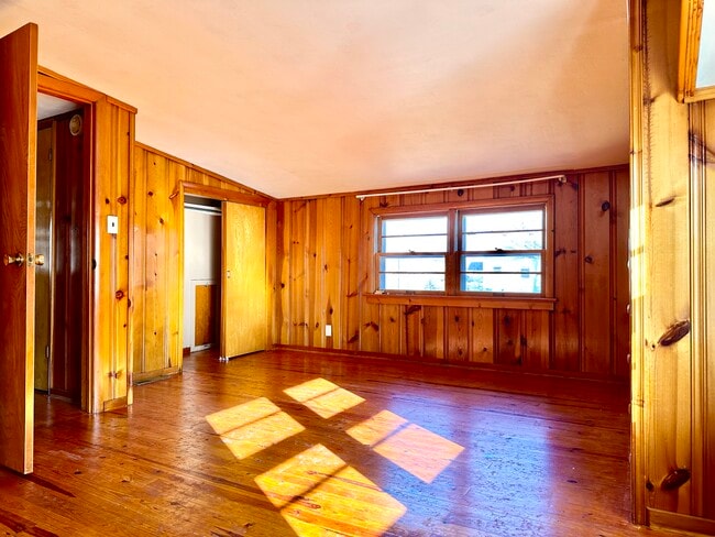 Photo - 1602 N Olive St