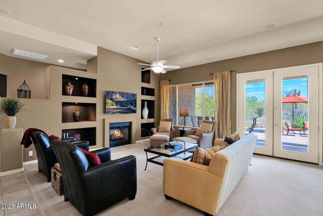 7180 E Thirsty Cactus Ln