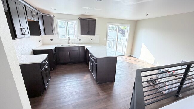 Photo - 10031 N Sunview Ln