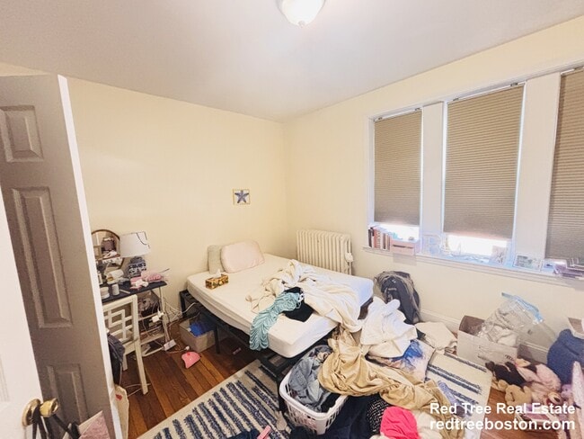 Photo - 62 Egmont St Unit 3