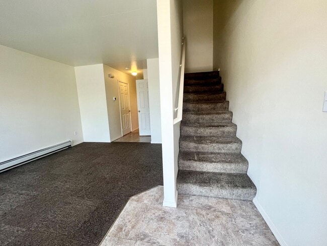 209 E 18th Ave