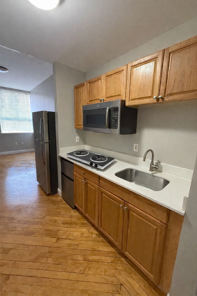 Photo - 312 Shirley St