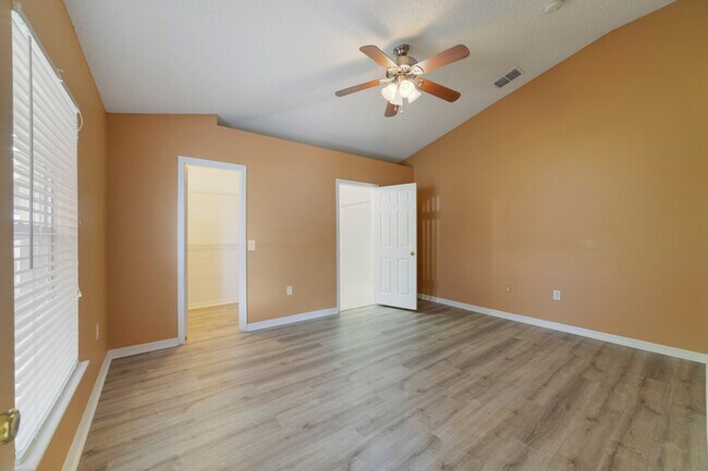Photo - 1907 Manatee Dr