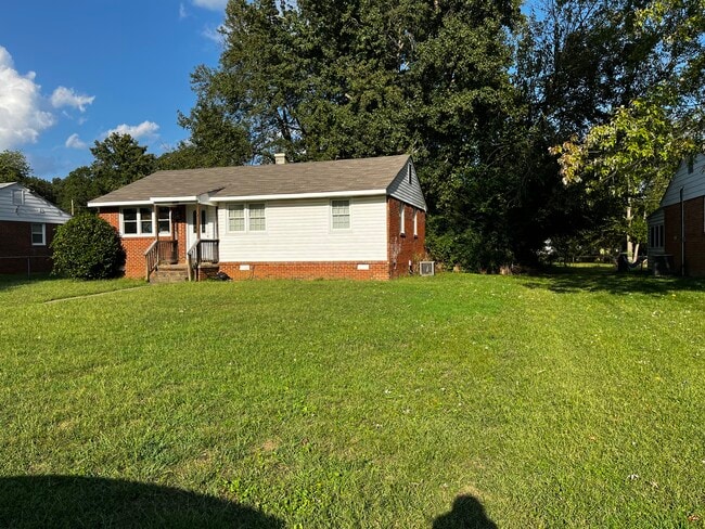Photo - 9509 Dawnshire Rd