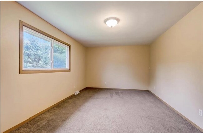 Bedroom #2 - 2931 Traceway Dr