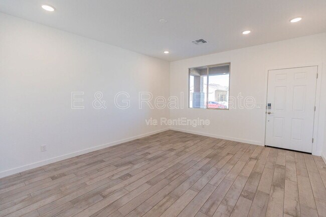 Photo - 17049 W Alice Ave