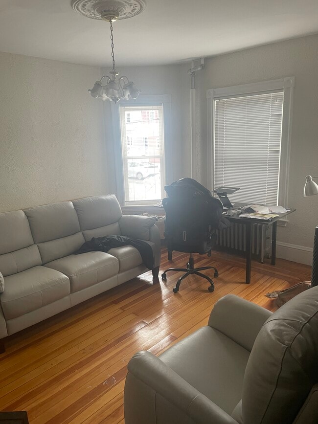 Photo - 67 Willow Ave