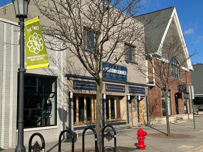 Photo - 137 N Center St Unit 1