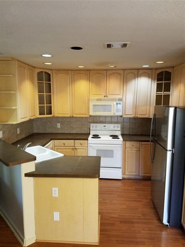 Photo - 4517 Speedway Unit #A