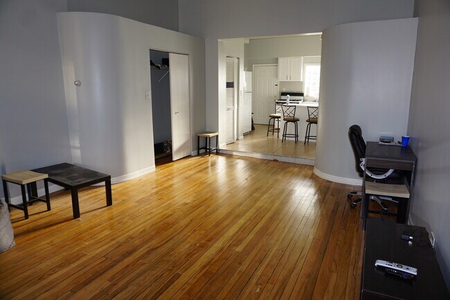 Photo - 1312 S Wabash Ave