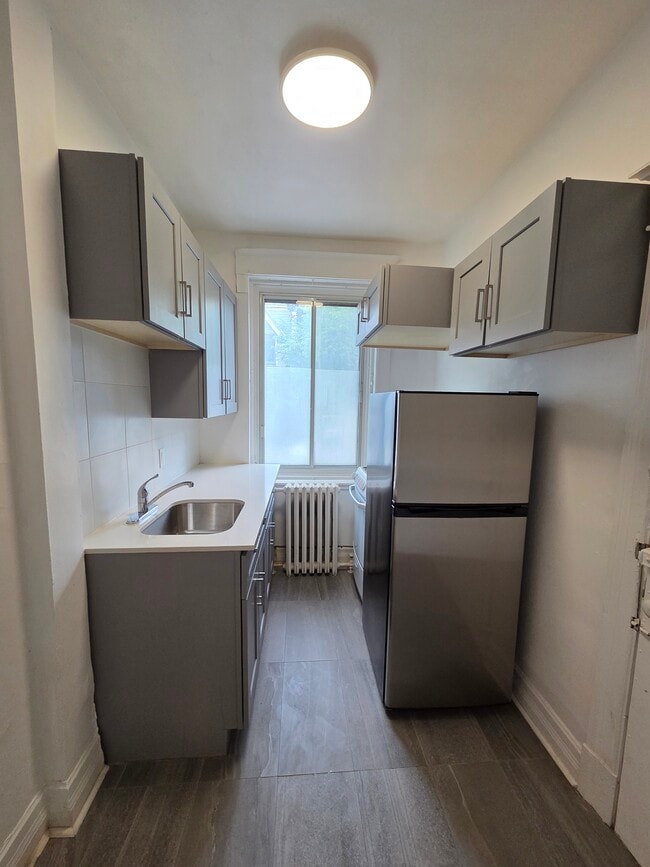 Photo - 251-257 Milton