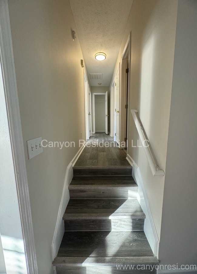 Photo - 229 Lakeside Rd