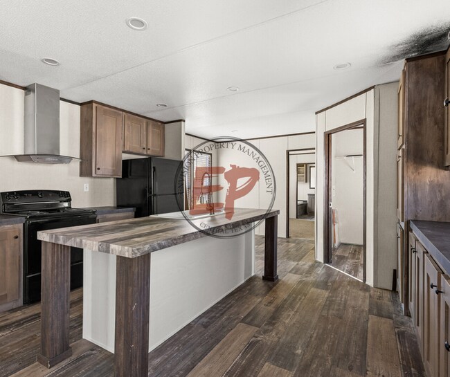 Photo - 21 Clear Creek