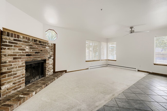 Photo - 1839 Walnut St