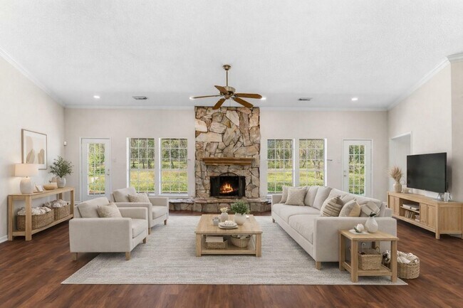 Photo - 7825 Hughes Ranch Rd