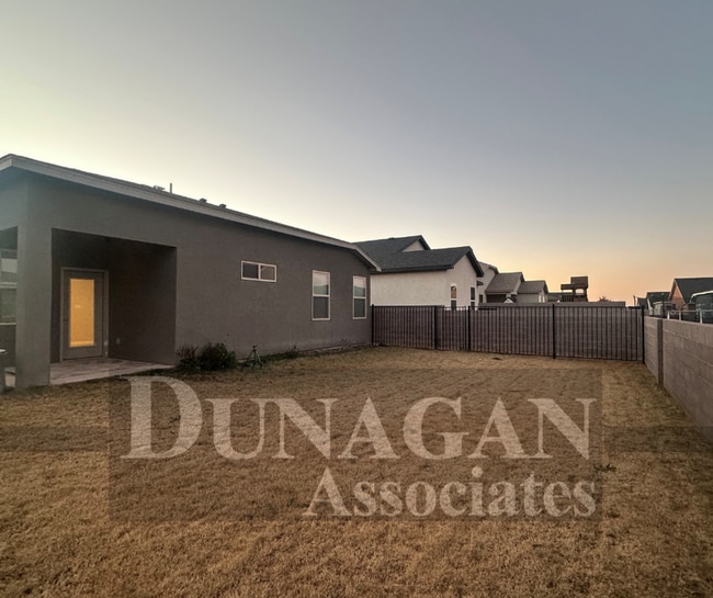 Photo - New construction - 4 Bedroom 2 Bath - Pet Friendly