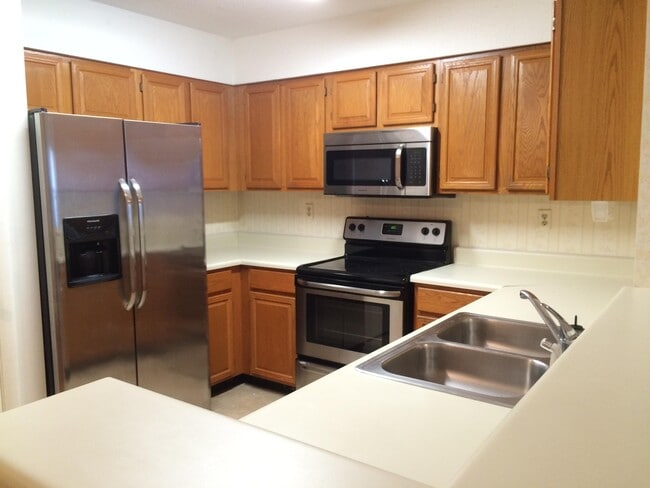 Photo - 125 Parkwood Dr