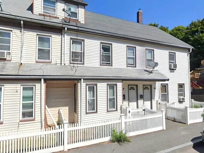 Building Photo - 169 Eliot St Rental