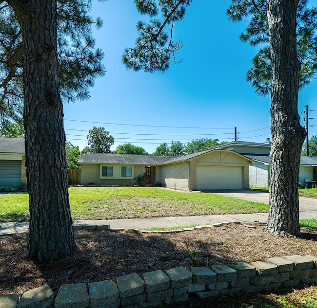 Photo - 24019 Pepperrell Pl St