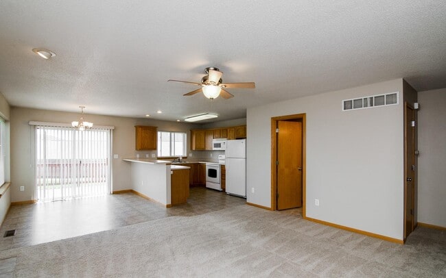 Photo - 534 Sicily Ct