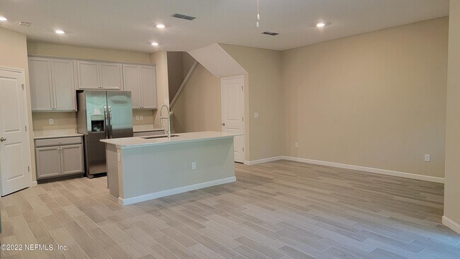 Photo - 12870 Josslyn Ln