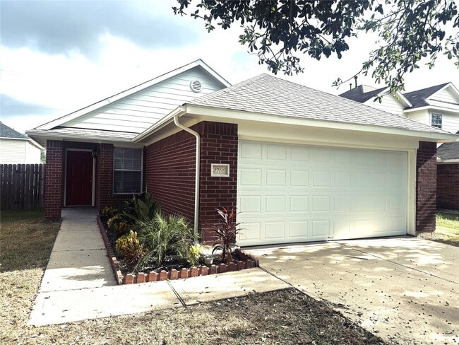 Photo - 2706 Star Peak Dr