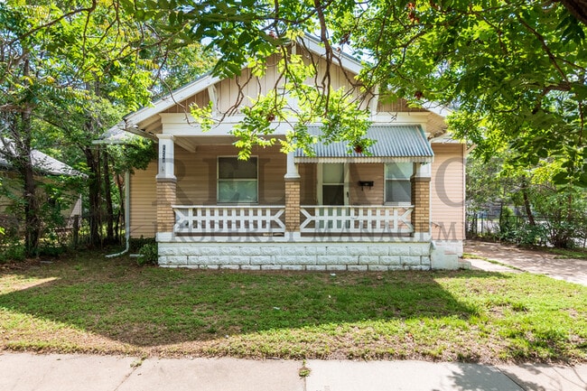 Photo - 1228 S Lulu St House
