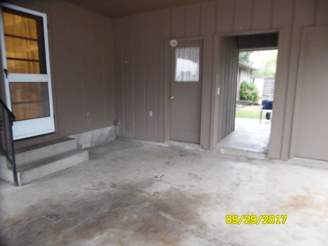 Photo - 1910 NW Birch St Unidad 245
