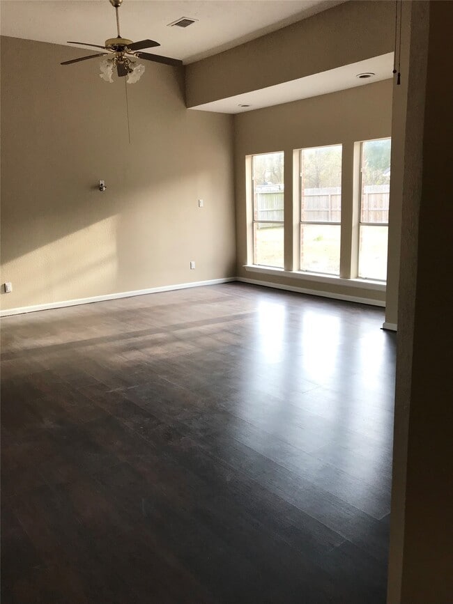 Photo - 11903 Pondwood Dr