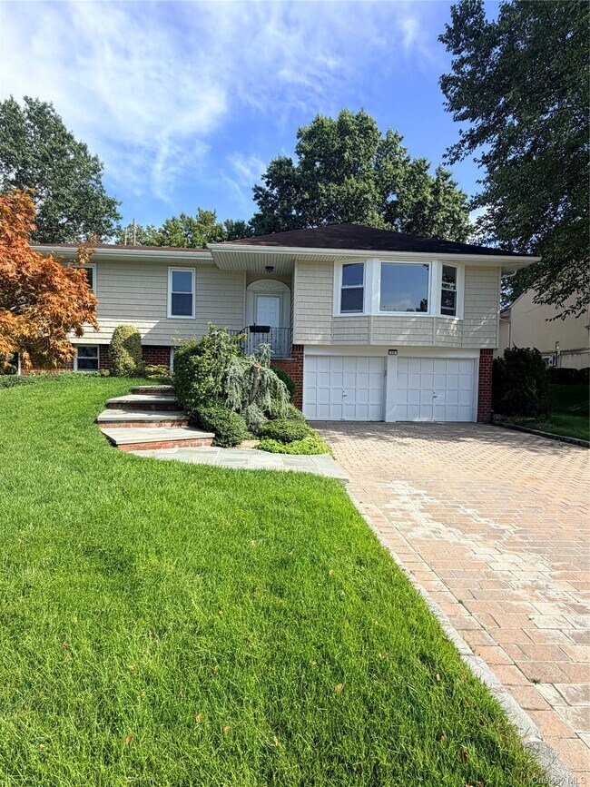19 Carriage Rd