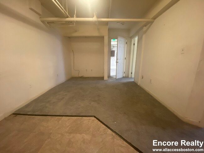 Photo - 19 Peterborough St Unidad B