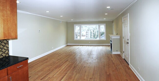 Photo - 6821 N Wolcott Ave Unit 2