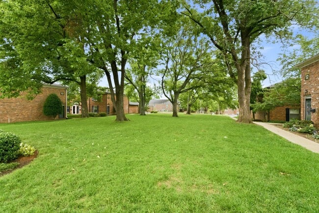 Photo - Updated condo in the heart of Green Hills!