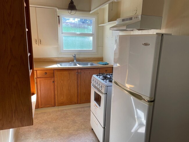 Photo - David Avenue (1211) Unidad #A