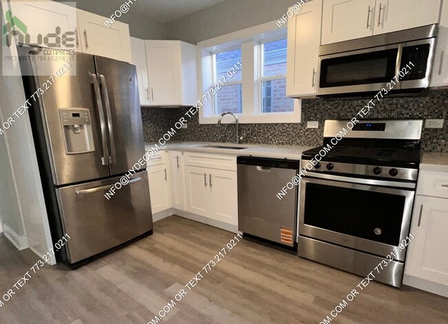 Photo - 8728 S Honore St