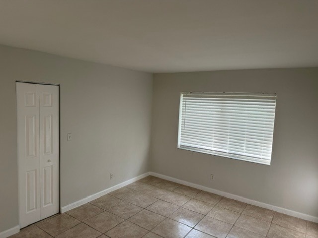 Main bedroom w/ walk-in closet - 151 SE 6th Ave Unit 16