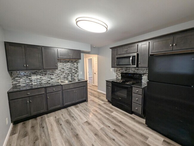 Photo - Dellwood Dream on Dennis