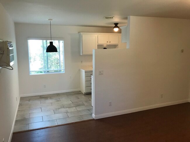 Photo - 612 Washington Blvd