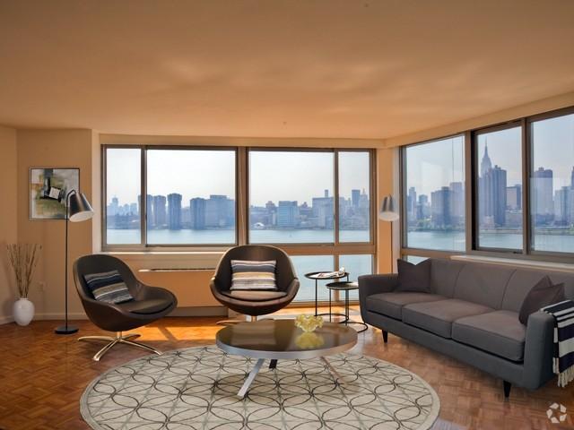 Building Photo - 0 bedroom in Queens NY 11109 Unit 1216 Rental