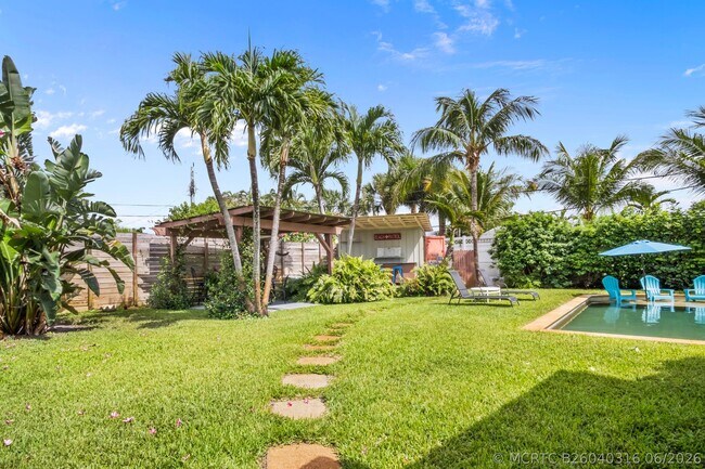 Photo - 15 N Swinton Cir