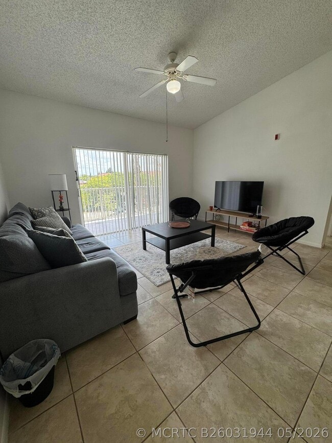 Photo - 6944 SW 39th St Unit B304