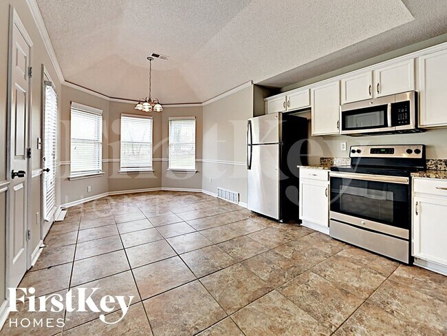 Photo - 1116 Berkshire Cir