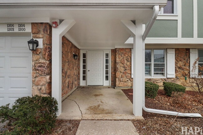 Photo - 1300 Cromwell Ct Unidad 1300