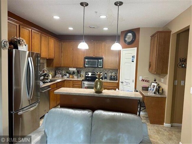 Photo - 10740 Town Square Dr NE